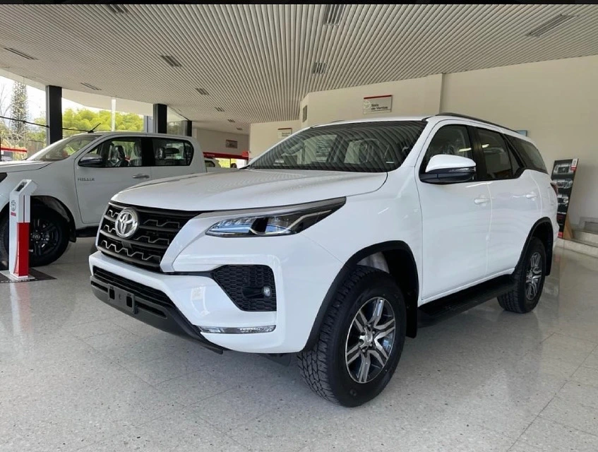 Chevrolet Trailblazer 2024 disponible para alquiler en ForzaRentacar Colombia